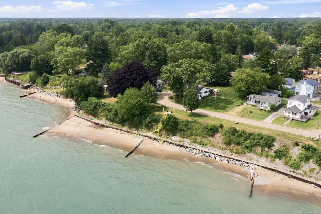 7405 Aspen Road Worth Township MI 48450