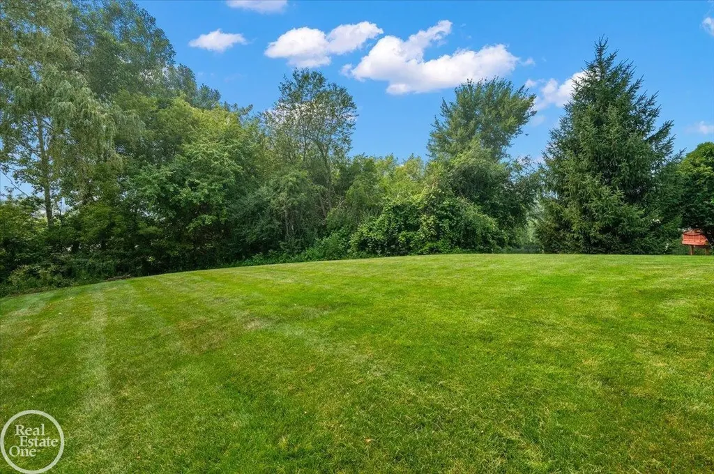 3800 May Center Road Orion Charter Township MI 48360
