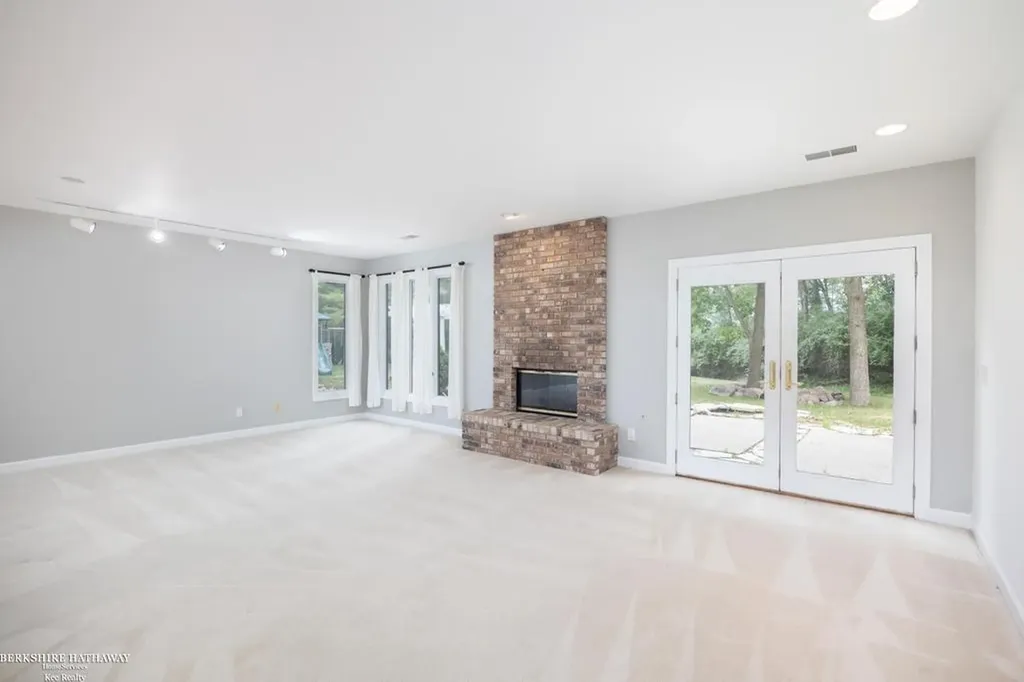 1268 Hidden View Drive Lapeer Township MI 48446
