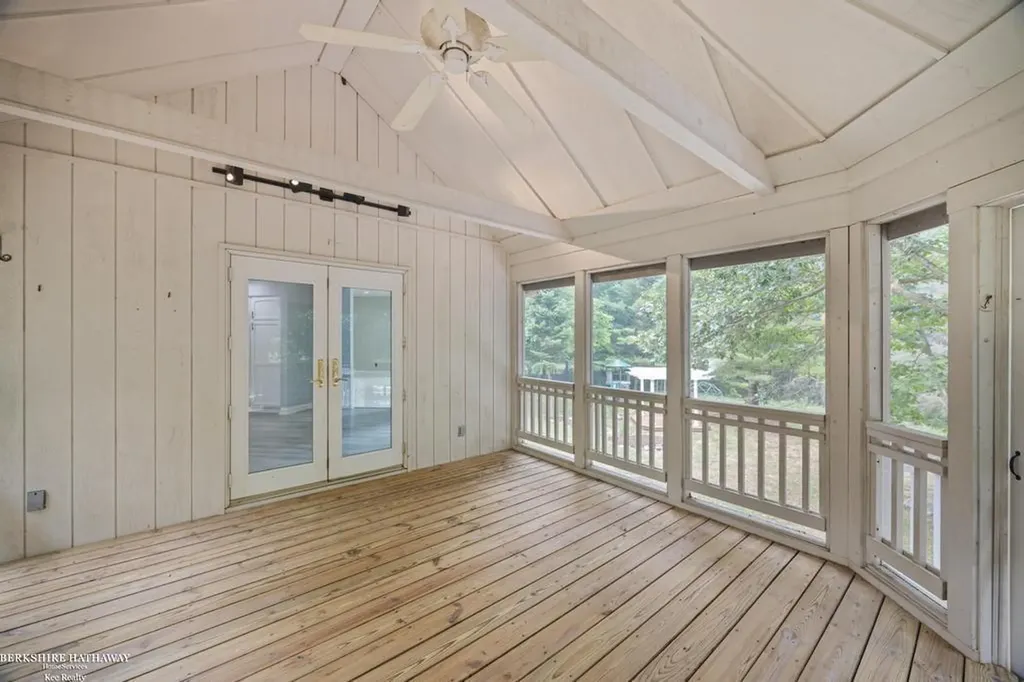 1268 Hidden View Drive Lapeer Township MI 48446