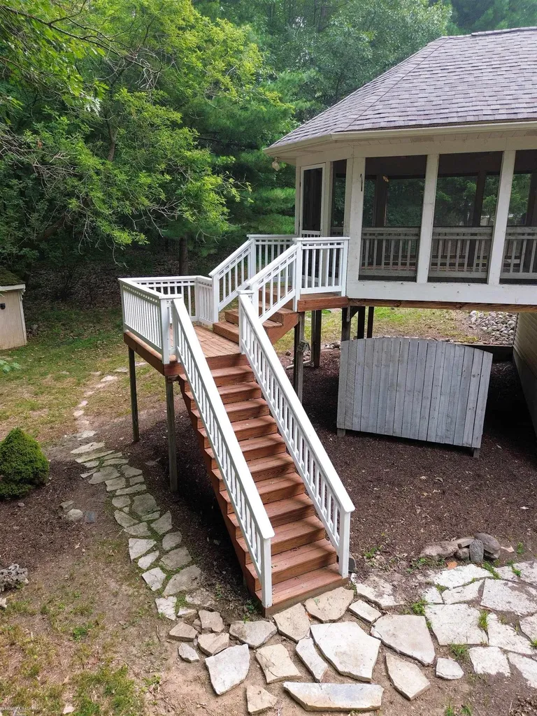 1268 Hidden View Drive Lapeer Township MI 48446