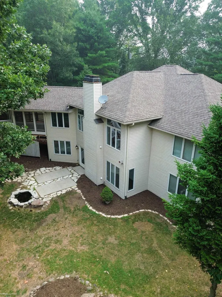 1268 Hidden View Drive Lapeer Township MI 48446