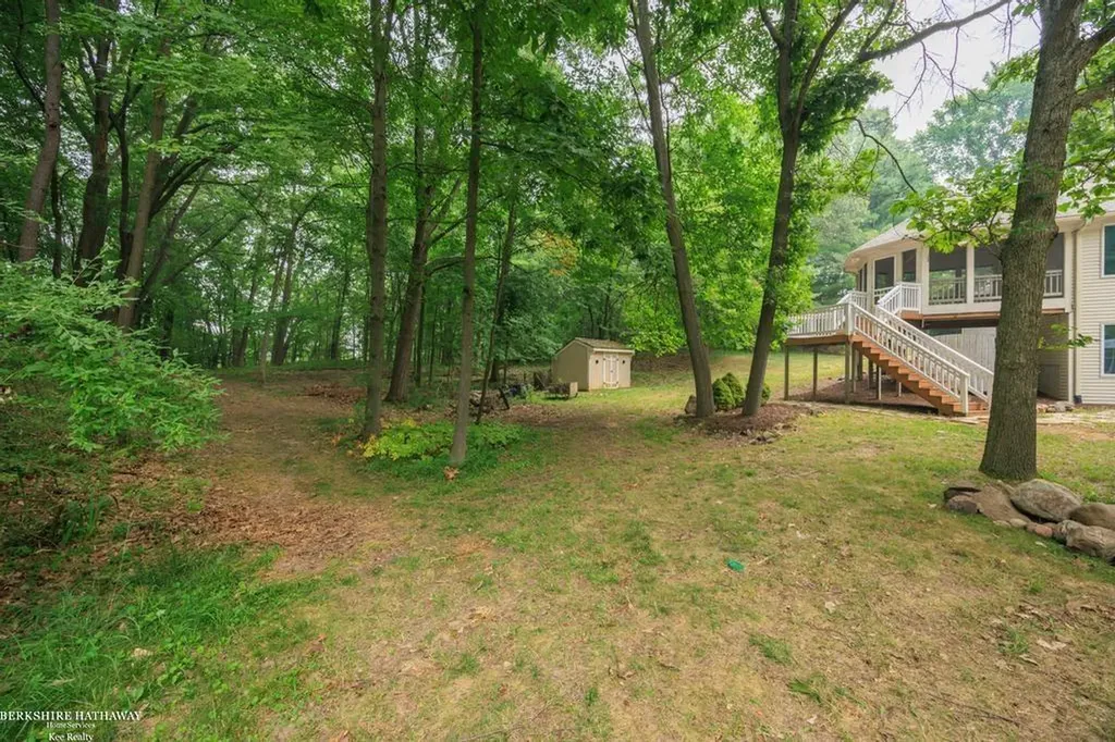 1268 Hidden View Drive Lapeer Township MI 48446