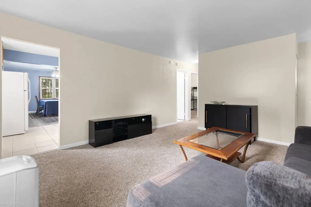 36240 Glen Street Westland City MI 48186