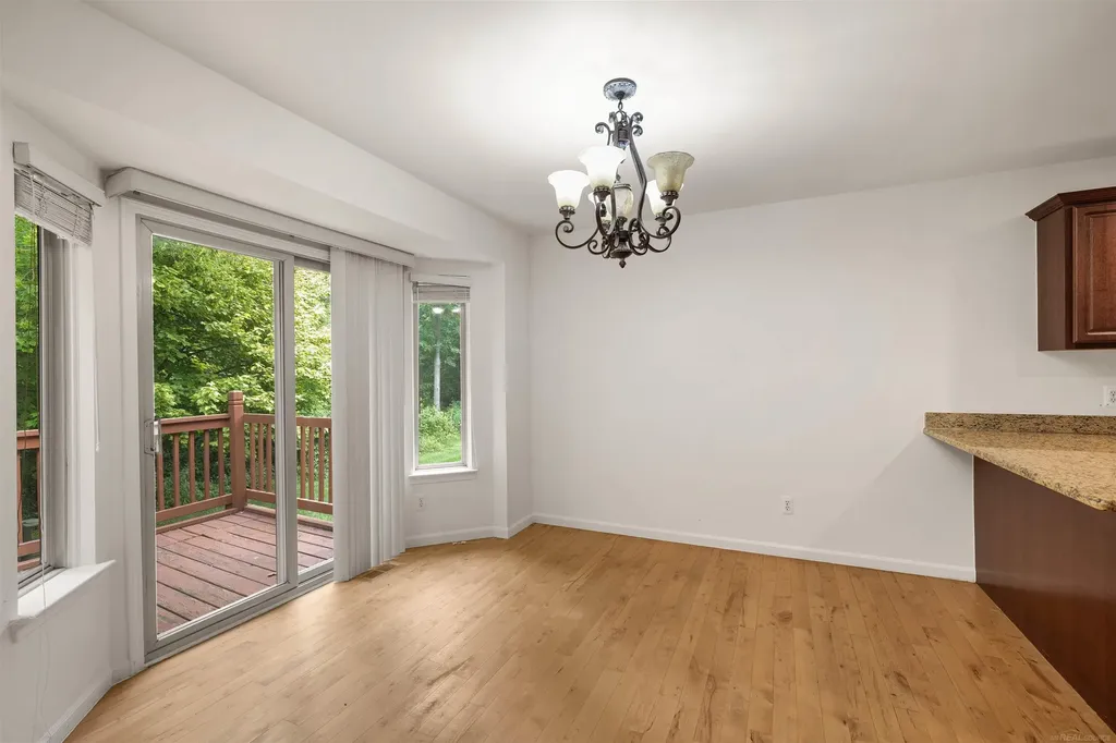 8313 Pine Creek Drive Shelby Charter Township MI 48316