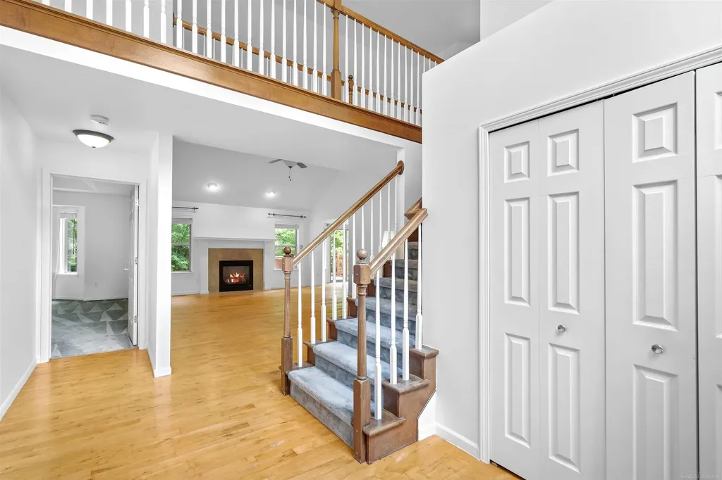 8313 Pine Creek Drive Shelby Charter Township MI 48316