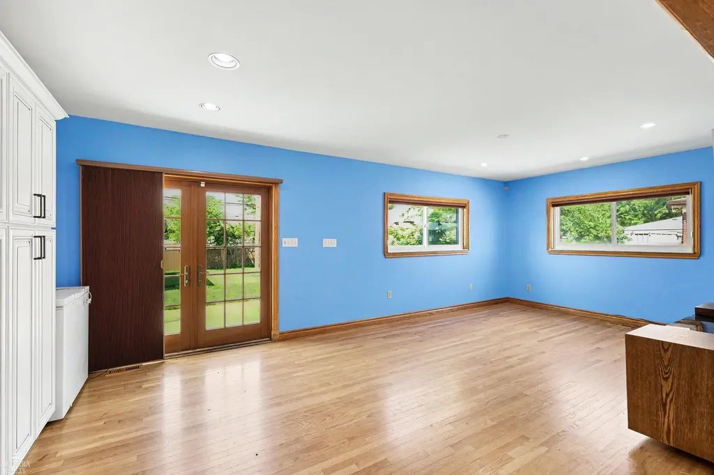 18039 S Summer Lane Fraser City MI 48026