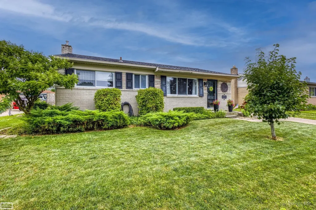 18030 Edgefield Road Clinton Charter Township MI 48035