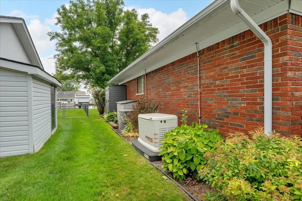 7315 Flamingo Street Clay Township MI 48001