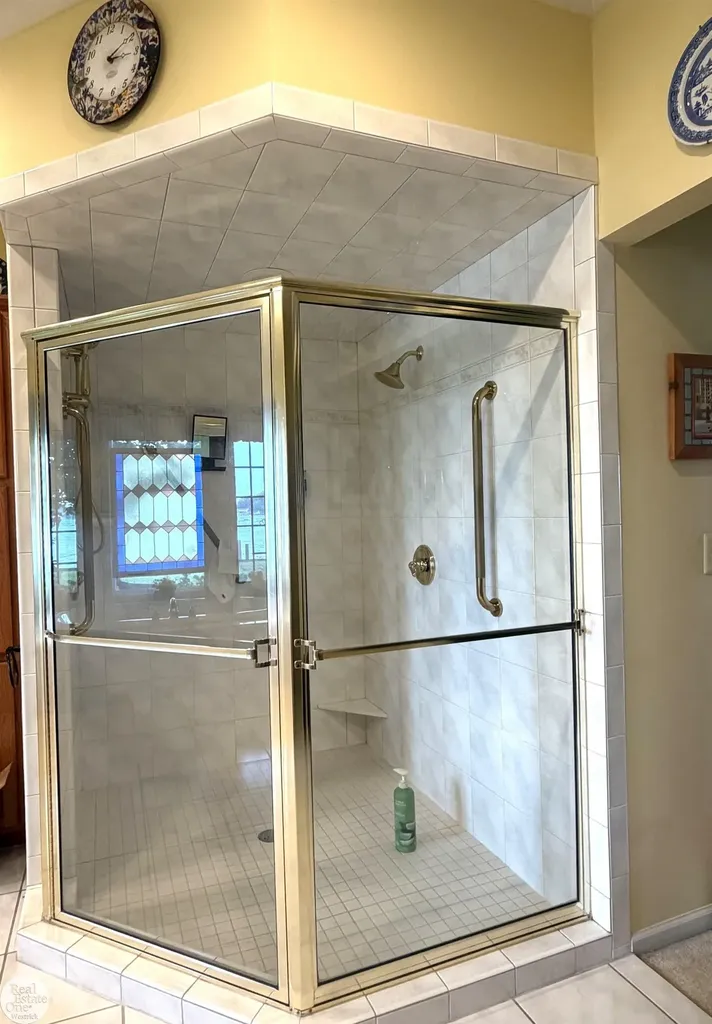 8319 River Road Cottrellville Township MI 48039