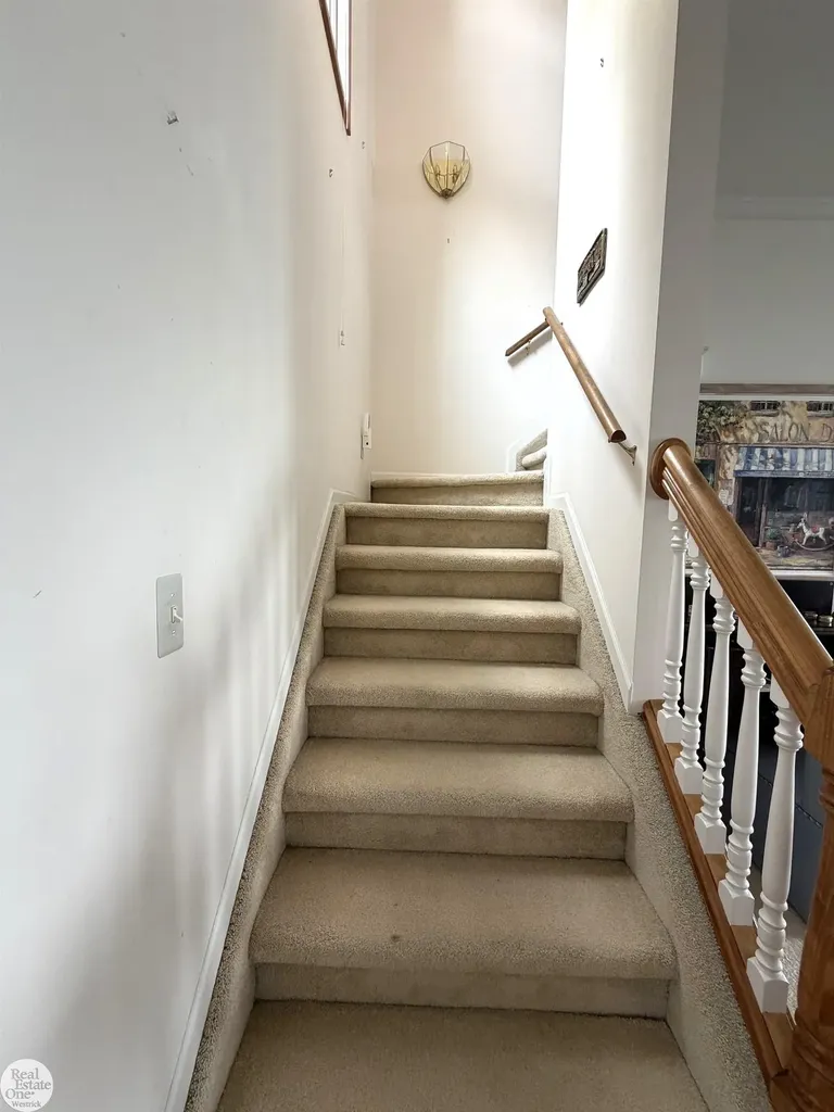 8319 River Road Cottrellville Township MI 48039