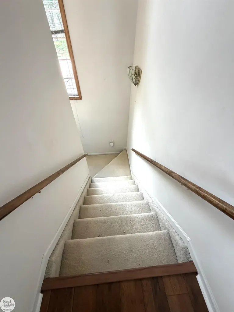 8319 River Road Cottrellville Township MI 48039