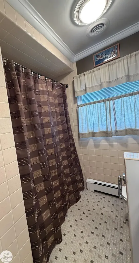 8319 River Road Cottrellville Township MI 48039