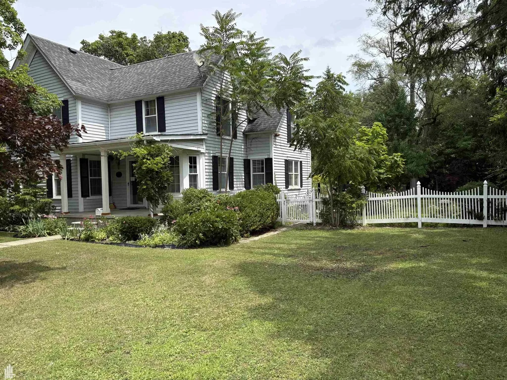 144 N Washington Lake Orion Village MI 48362
