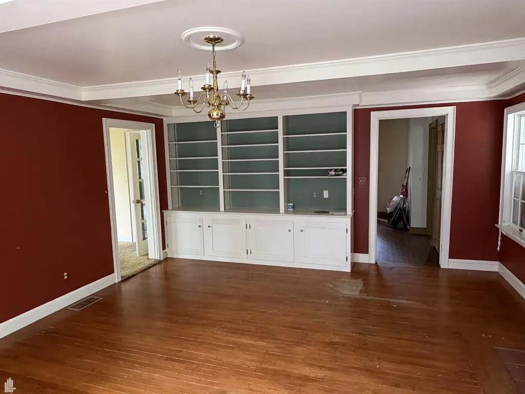 144 N Washington Lake Orion Village MI 48362