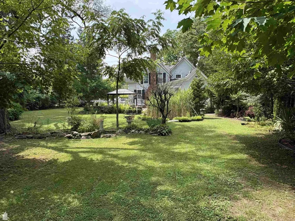 144 N Washington Lake Orion Village MI 48362