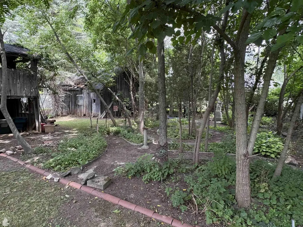 144 N Washington Lake Orion Village MI 48362