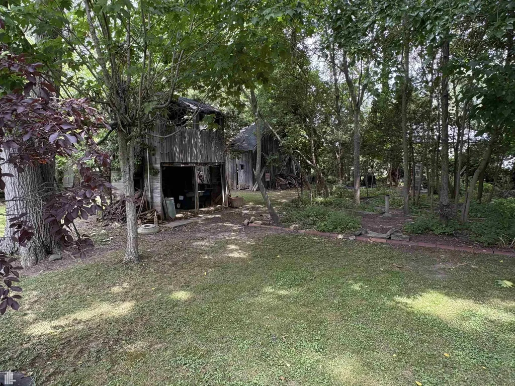 144 N Washington Lake Orion Village MI 48362