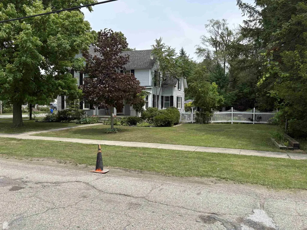 144 N Washington Lake Orion Village MI 48362