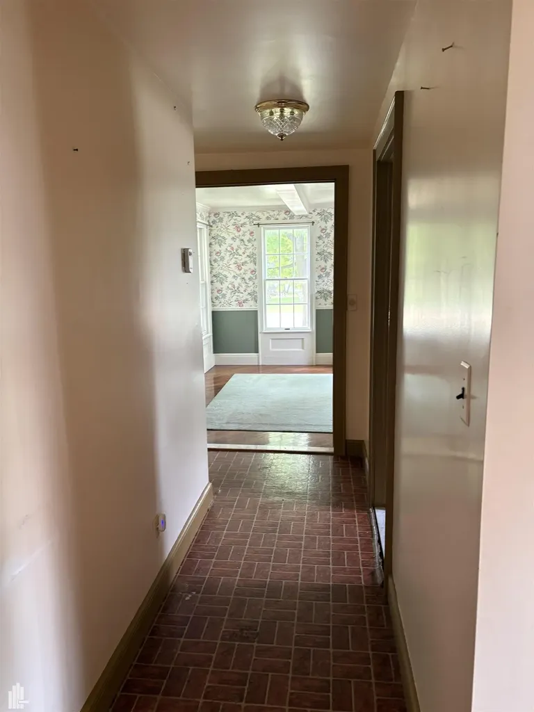144 N Washington Lake Orion Village MI 48362