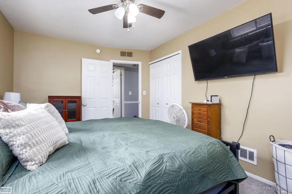 39508 Willmarth Street Harrison Charter Township MI 48045