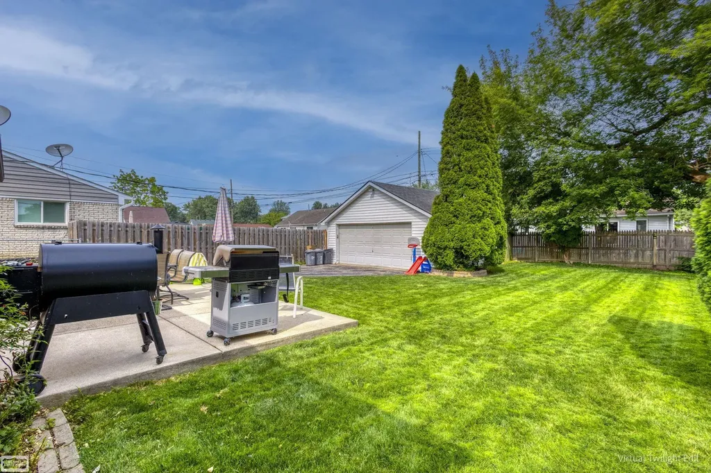 39508 Willmarth Street Harrison Charter Township MI 48045