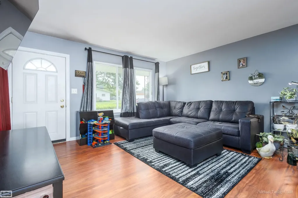 39508 Willmarth Street Harrison Charter Township MI 48045