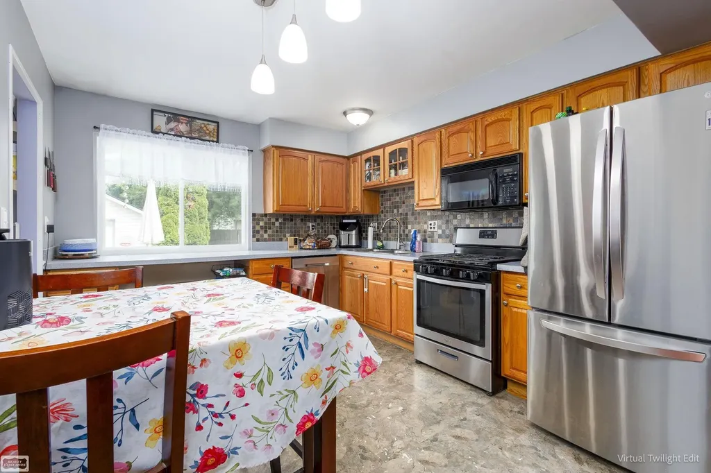 39508 Willmarth Street Harrison Charter Township MI 48045