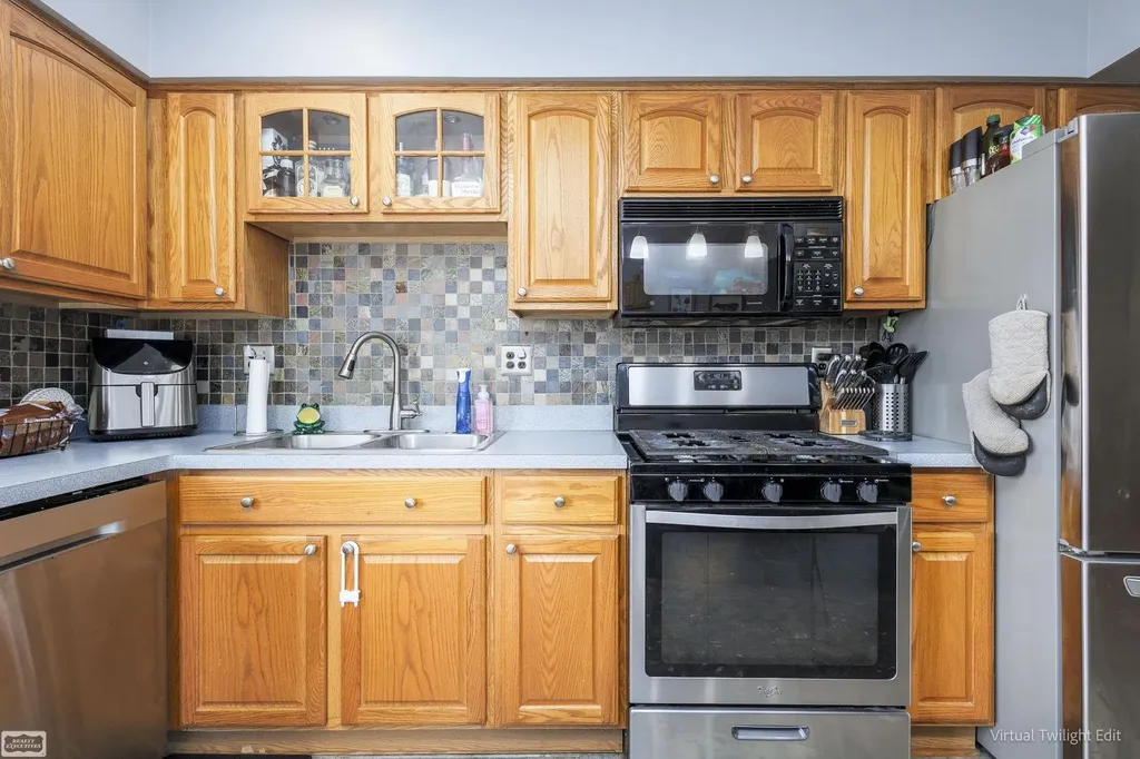 39508 Willmarth Street Harrison Charter Township MI 48045