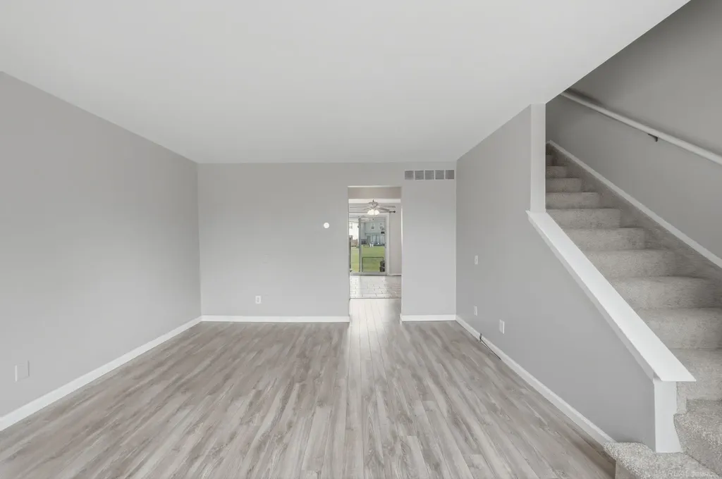 29230 Brittany Drive Roseville City MI 48066