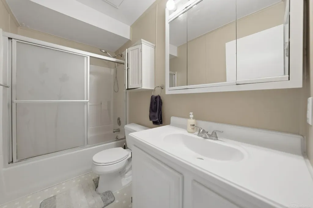 29230 Brittany Drive Roseville City MI 48066