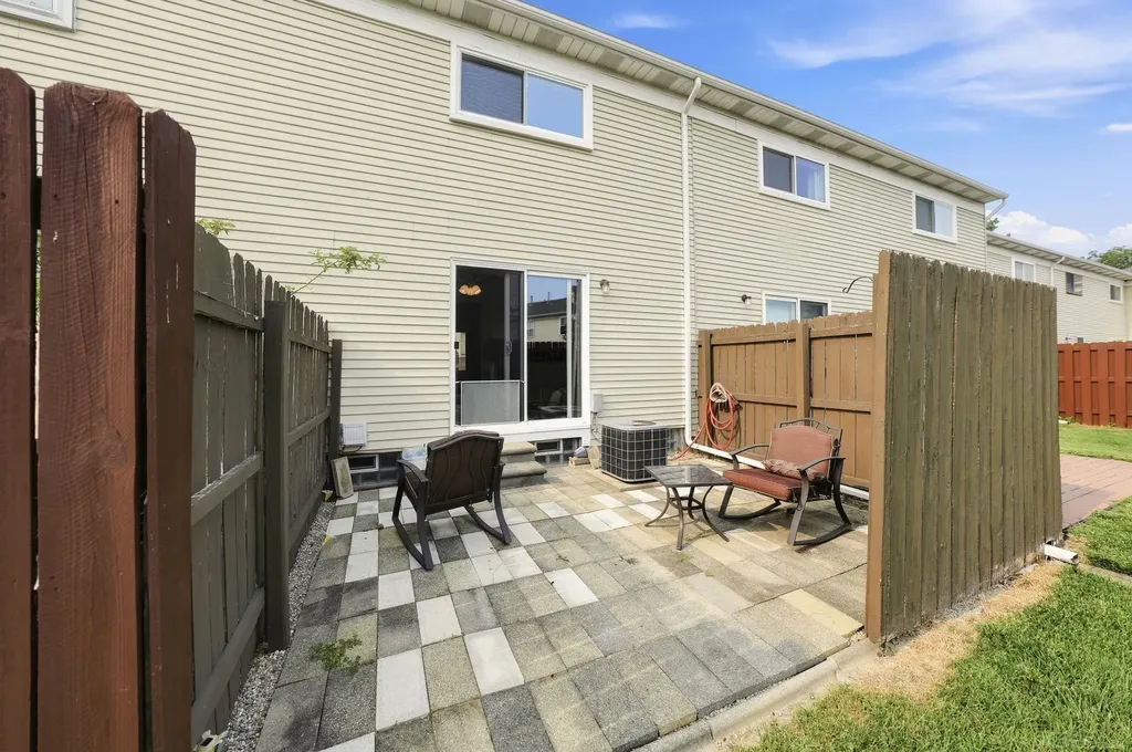 29230 Brittany Drive Roseville City MI 48066