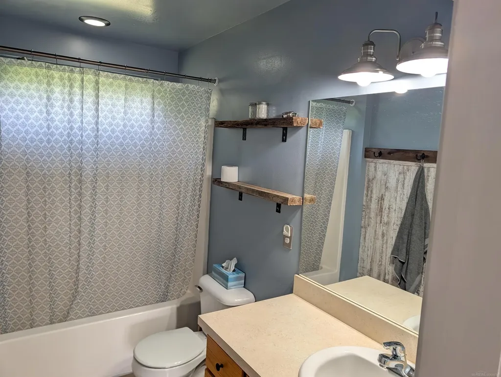 2275 Lincoln Manor Drive Grand Blanc Charter Township MI 48507