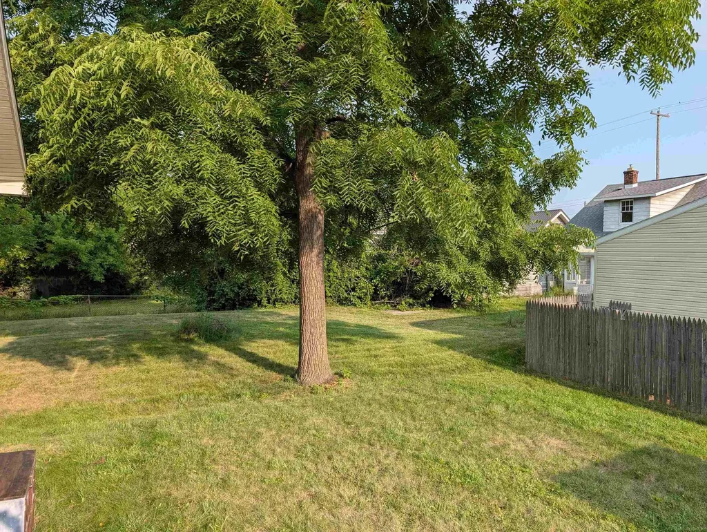 2275 Lincoln Manor Drive Grand Blanc Charter Township MI 48507