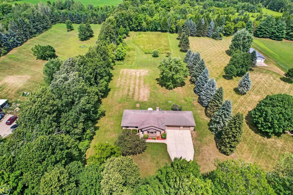5481 Sutton Road Attica Township MI 48428