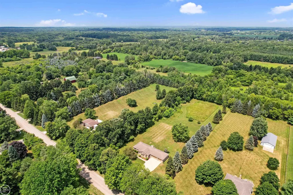 5481 Sutton Road Attica Township MI 48428