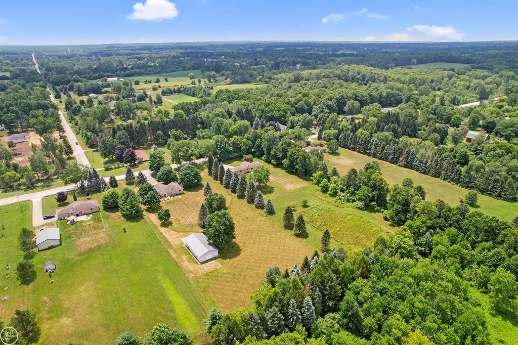 5481 Sutton Road Attica Township MI 48428