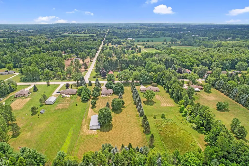 5481 Sutton Road Attica Township MI 48428