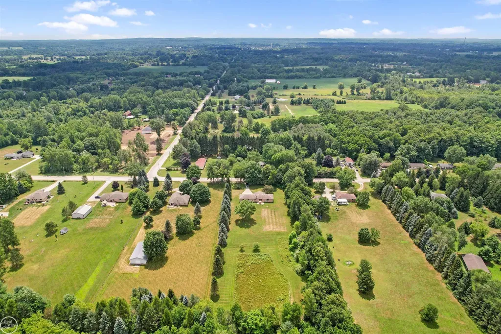 5481 Sutton Road Attica Township MI 48428