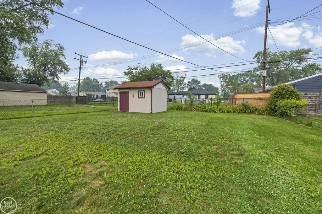 28203 Florence Street St. Clair Shores City MI 48081