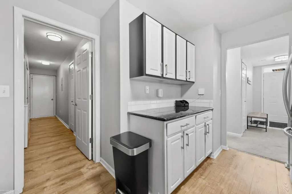 52018 Heatherstone Avenue Macomb Township MI 48042