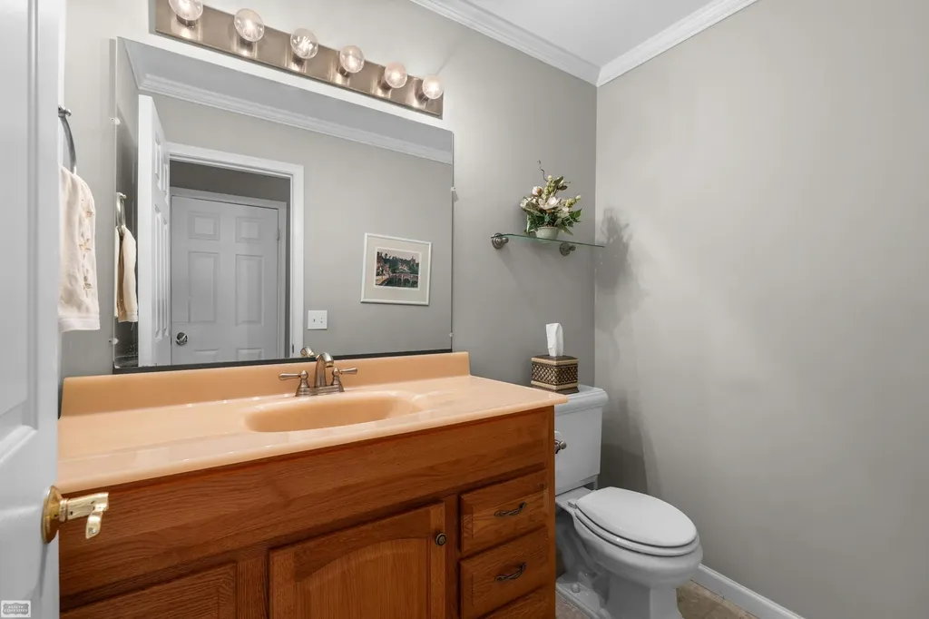 885 Medinah Drive Rochester Hills City MI 48309