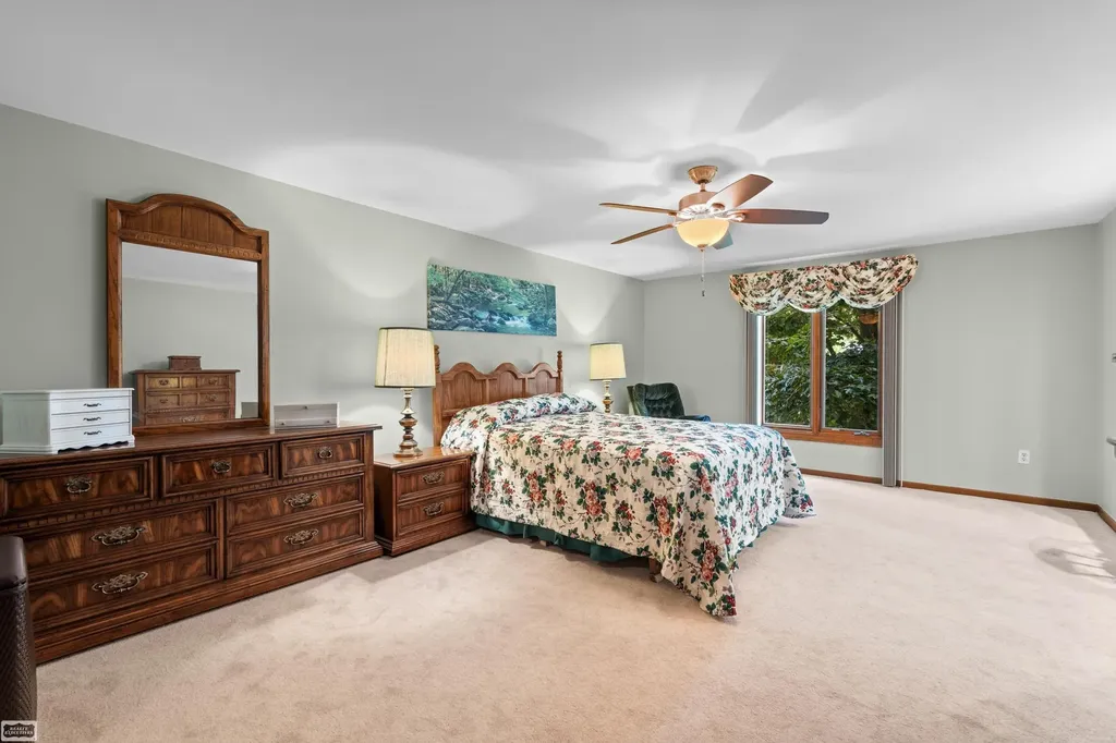 885 Medinah Drive Rochester Hills City MI 48309