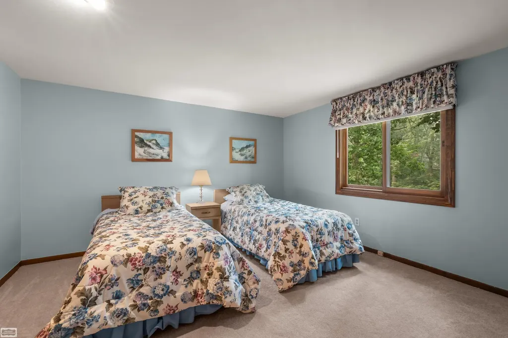 885 Medinah Drive Rochester Hills City MI 48309