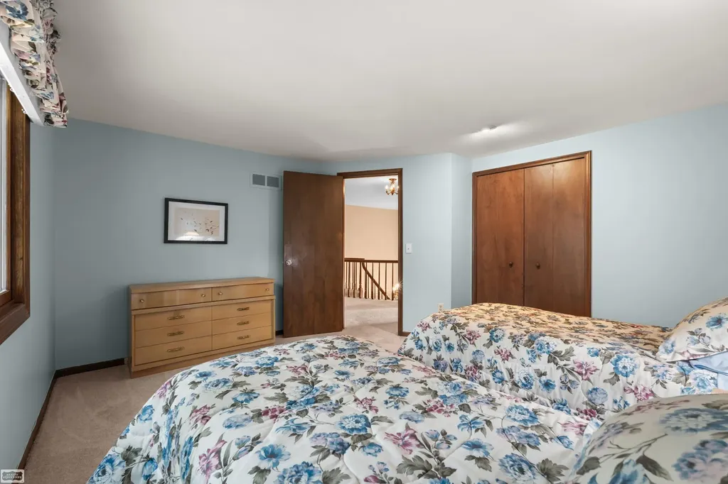 885 Medinah Drive Rochester Hills City MI 48309