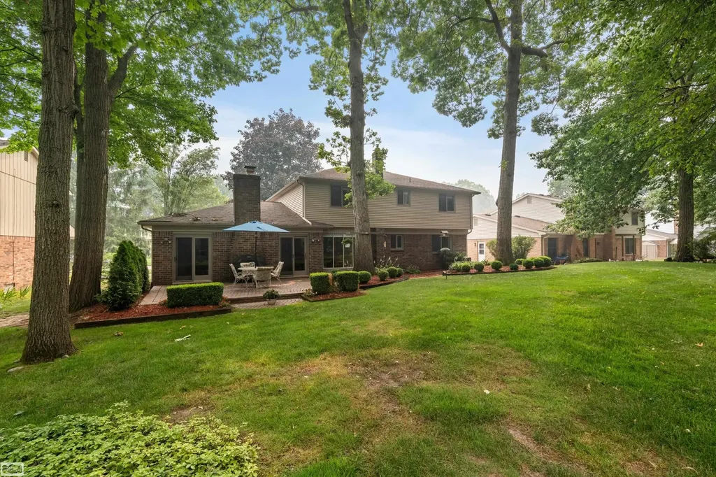 885 Medinah Drive Rochester Hills City MI 48309