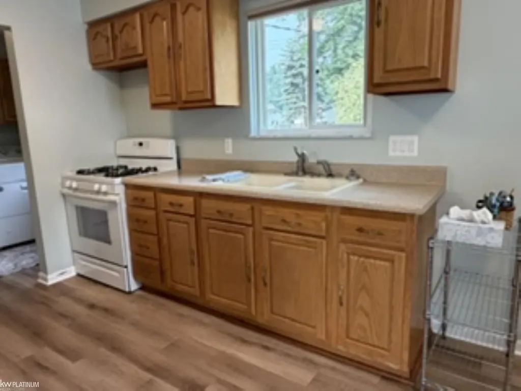 1819 Washington Street Algonac City MI 48001