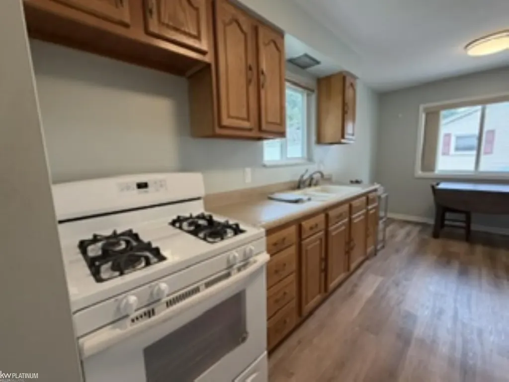 1819 Washington Street Algonac City MI 48001