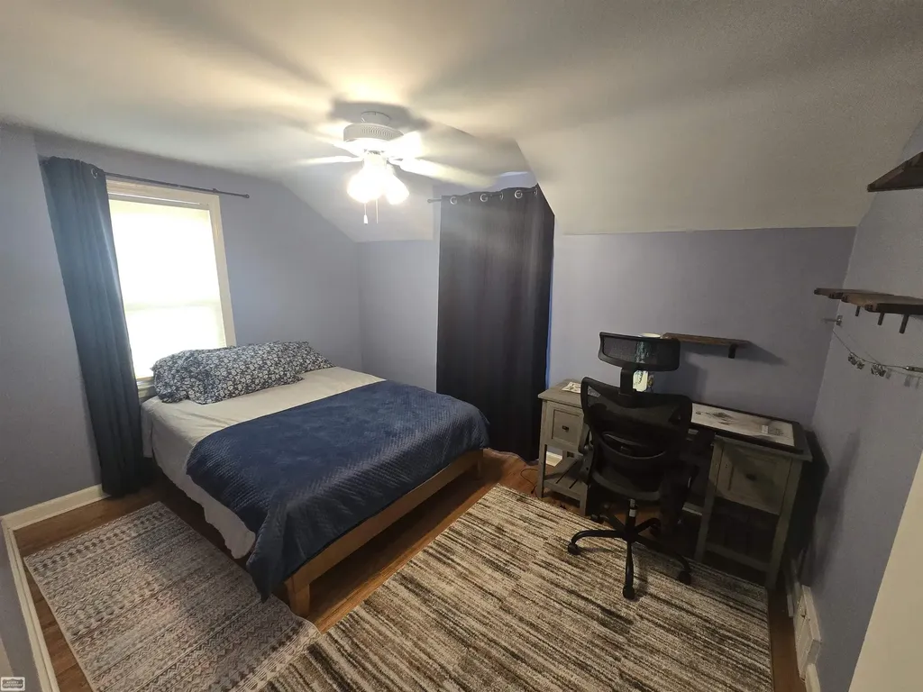 1830 Kenmore Drive Grosse Pointe Woods City MI 48236