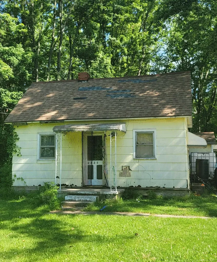 2325 E Sanilac Road Caro City MI 48723
